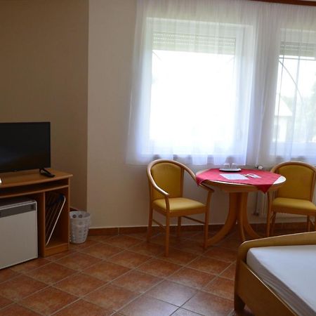 Harkány Hotel Harka מראה חיצוני תמונה
