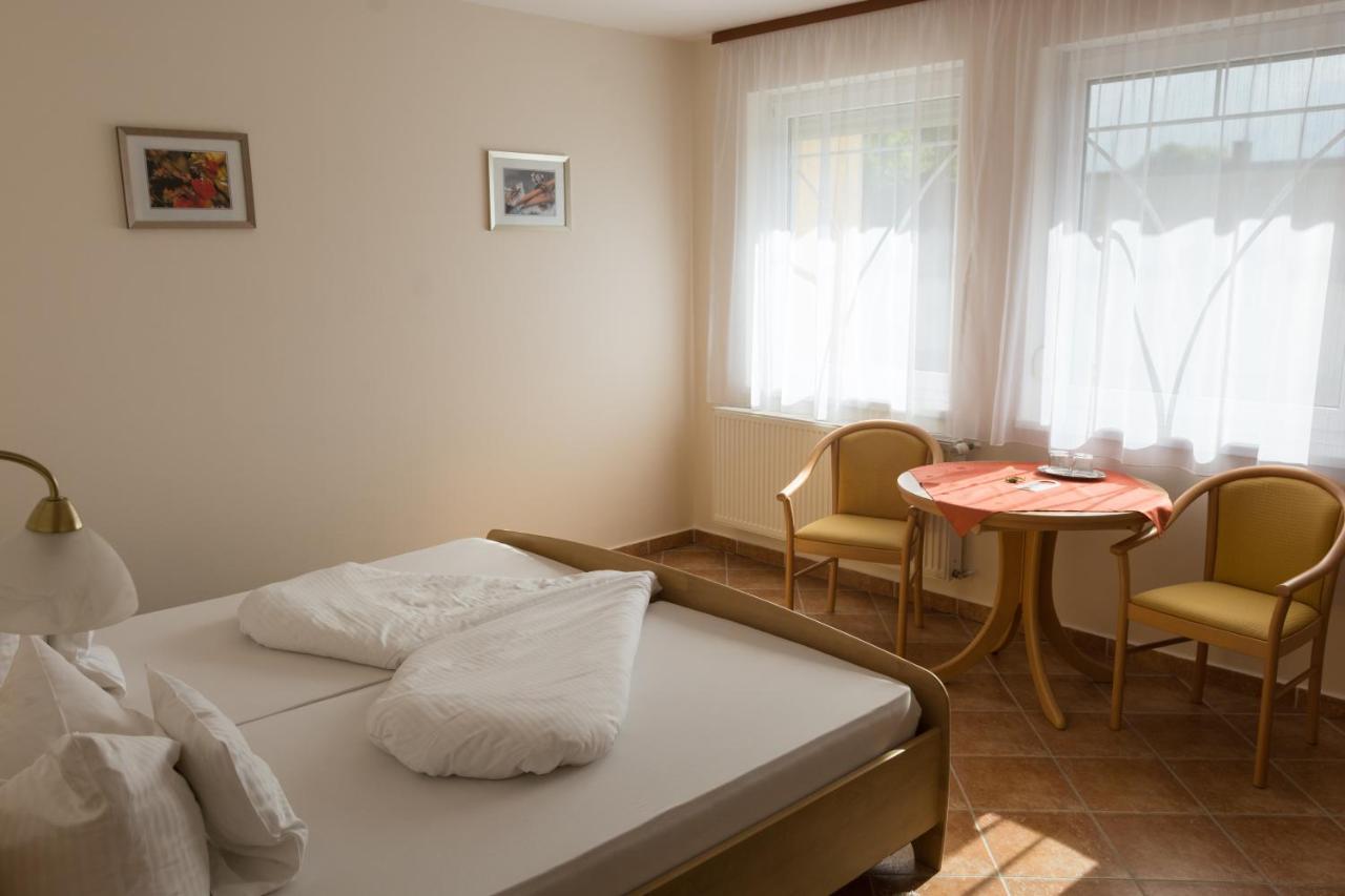 Harkány Hotel Harka מראה חיצוני תמונה